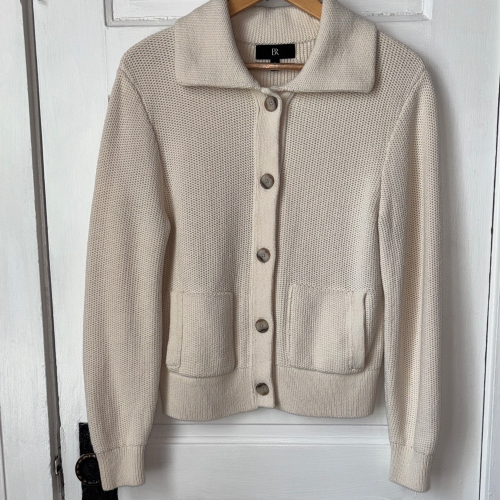 BANANA REPUBLIC BUTTON FRONT CARDIGAN - Picture 2 of 7